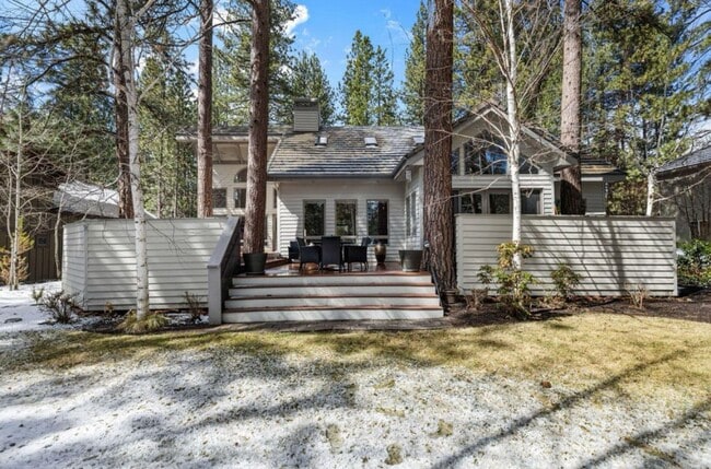 Building Photo - Gorgeous Single Level Luxury Home at Widgi...
