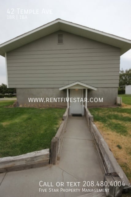Foto del edificio - Charming 1 Bedroom Apartment Available in ...