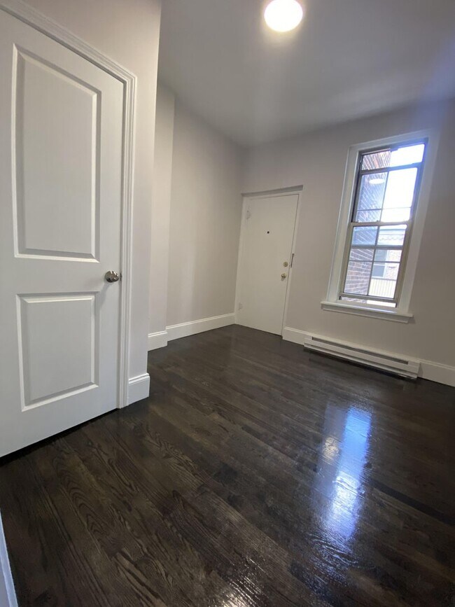 Foto del edificio - Nicely renovated 2 bed in Back Bay giving ...