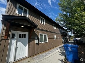 Building Photo - 9806-9895 95 St