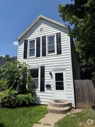 Building Photo - 1113 Henning Ave