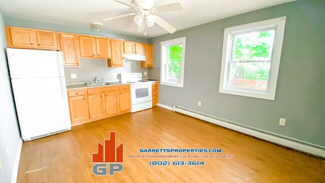 Building Photo - 5 Spaulding St