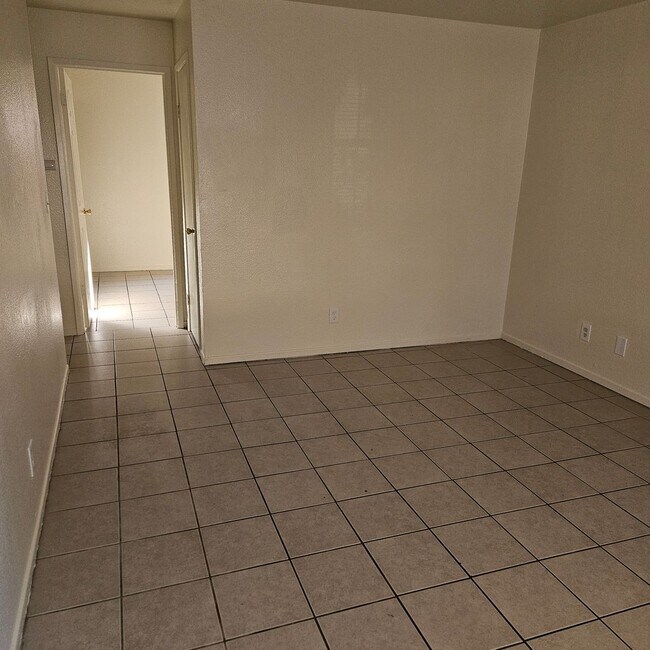 Foto del edificio - 1509 Lynne Renee Ct