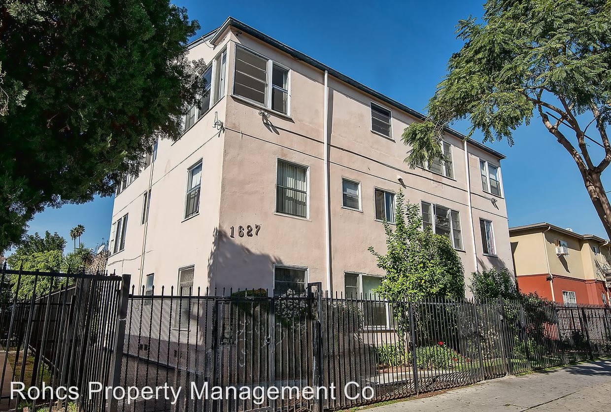 Primary Photo - 1627 N Normandie Ave