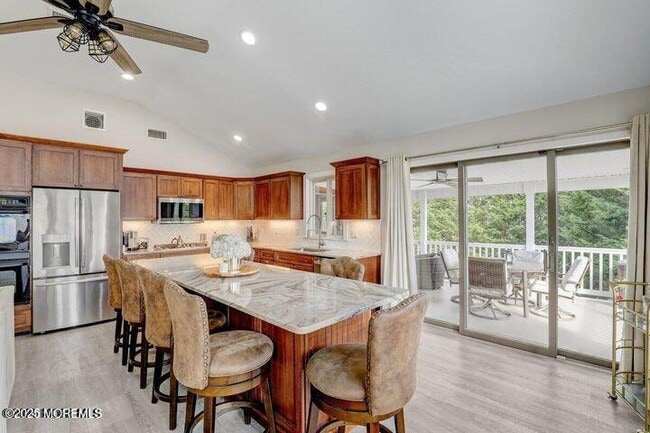 Foto del edificio - 58 Tunes Brook Dr