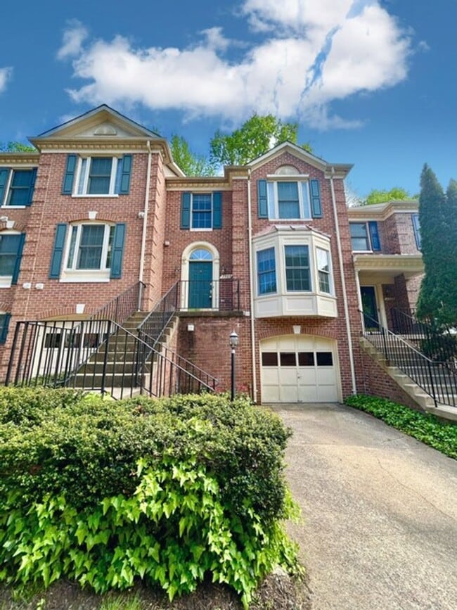 Photo - 7503 Westmore Dr Townhome