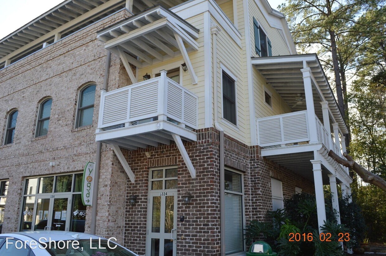 Primary Photo - 2 br, 2.5 bath House - 9 Promenade Street ...