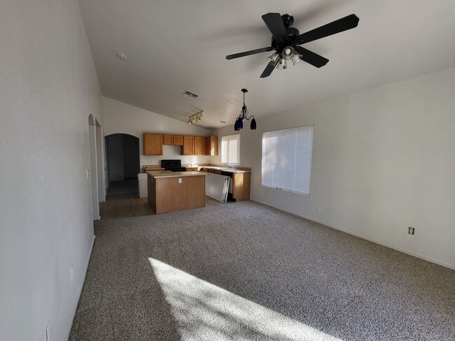 Foto del edificio - House For Rent In El Mirage