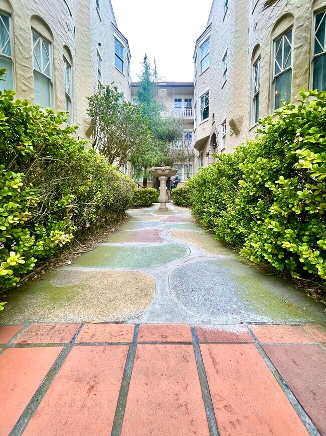 Foto del edificio - 1640 Kirkham St