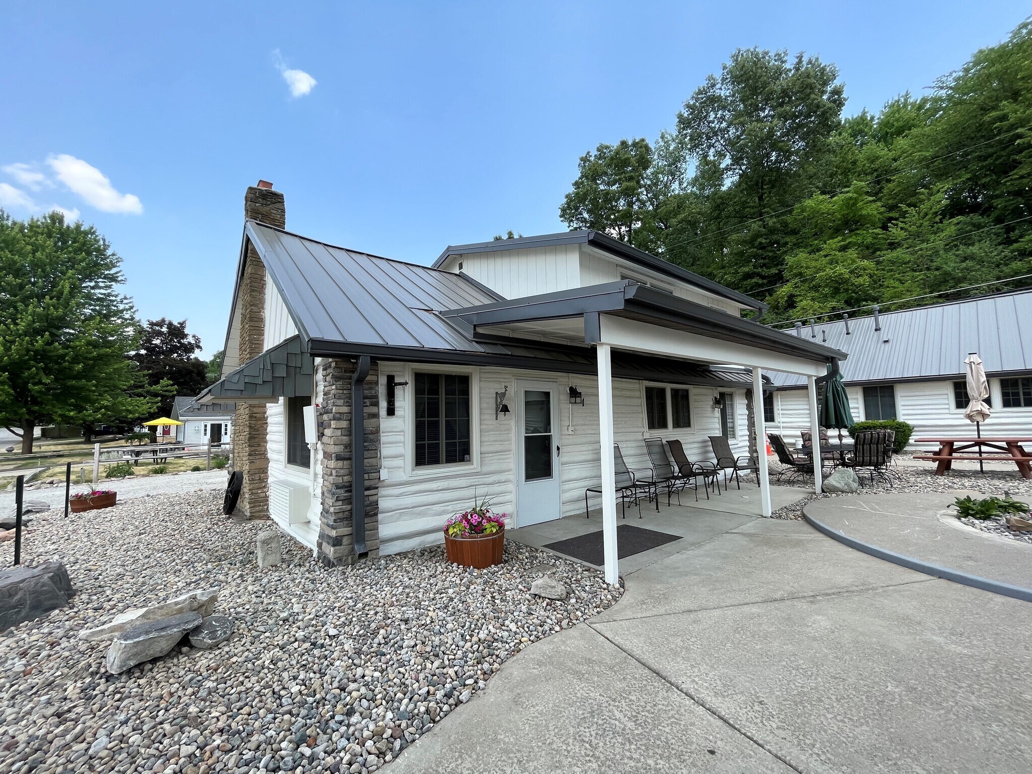 Picture of 11560 Breyman Hwy Unit Cabin 1, Tipton, MI 49287 - Condo for Rent in ...