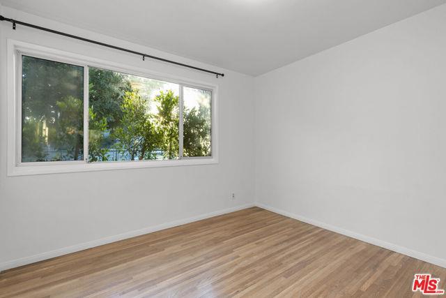 Foto del edificio - 3760 Beethoven St