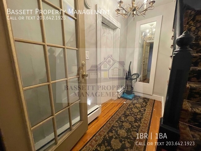 Foto del edificio - 1602 Whitney Ave