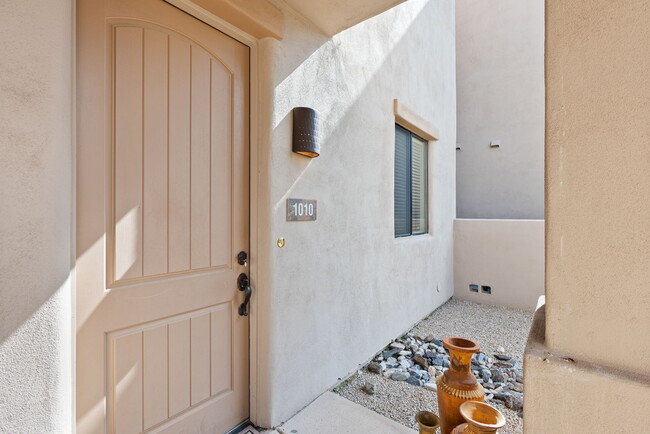 Building Photo - 34457 N Legend Trail Pky