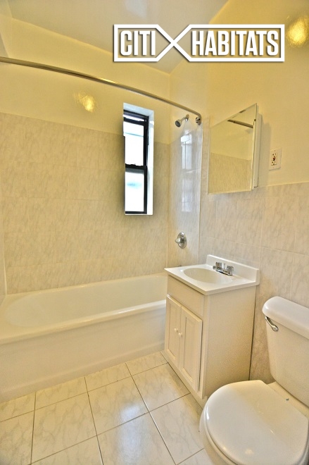 Foto del edificio - 3206 47th St