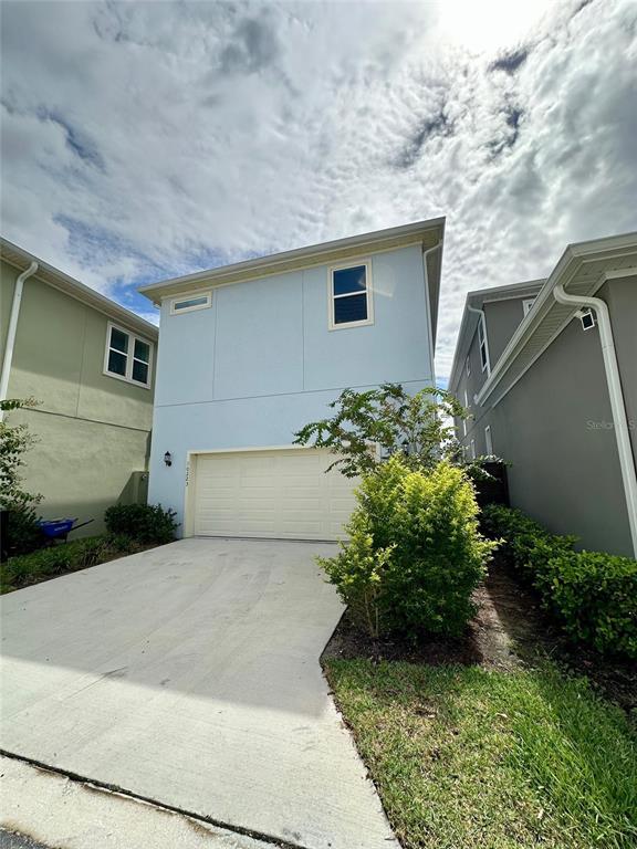 Building Photo - 10322 Marconi Ave