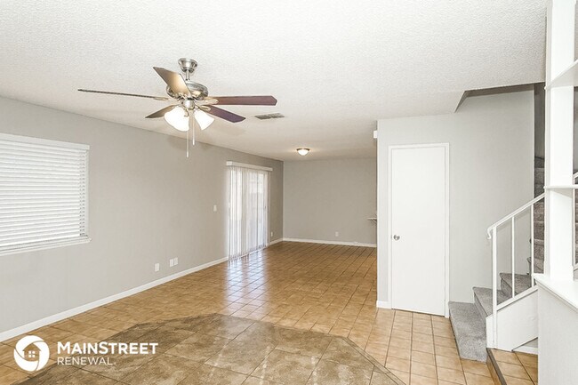 Building Photo - 804 Crabapple Dr