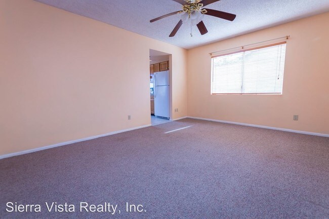 Building Photo - 3 br, 2 bath House - 830 N Buckhorn Dr