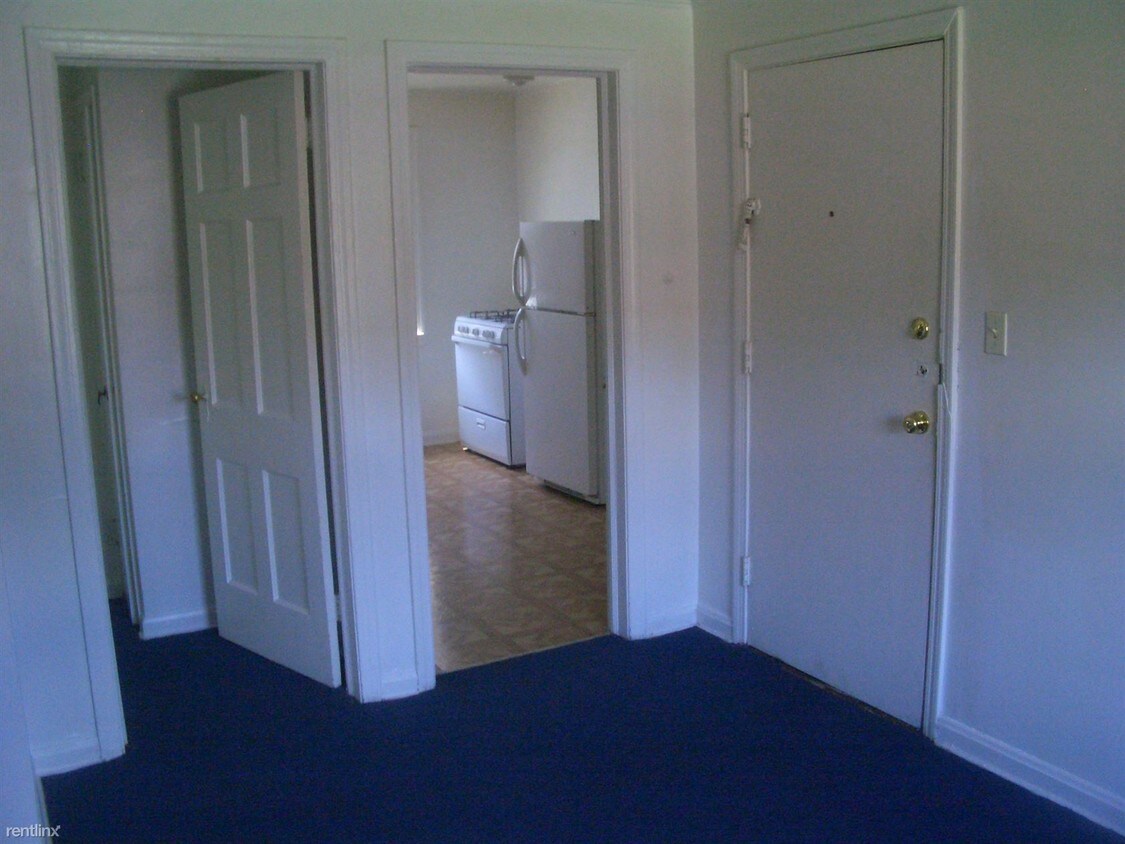 1544 Coventry Rd, East Cleveland, OH 44118 Condo for Rent in East