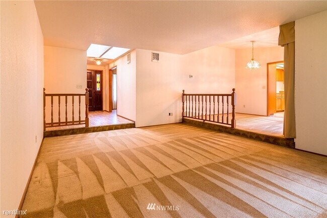 Foto del edificio - 3 br, 2 bath House - 29719 174th Ave SE