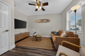 Building Photo - 540 NE 59th Ct