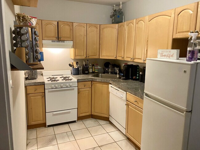 Foto del edificio - 110 Brainerd Rd