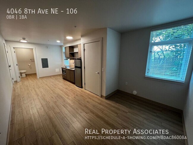 Building Photo - Apartment in Seattle - U District