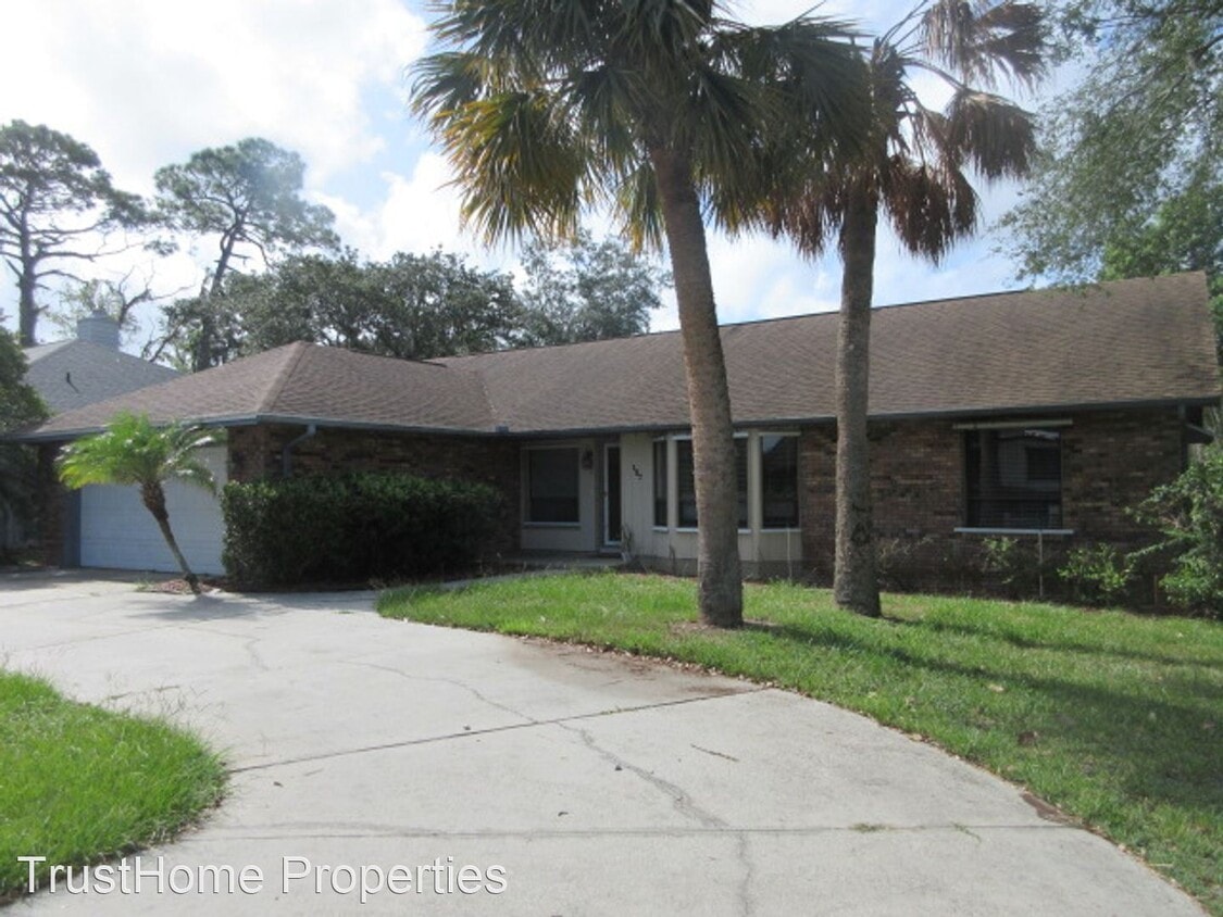4 br, 2 bath House 157 Dartmouth Lane House for Rent in Longwood
