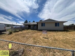 Building Photo - 100 Van Buren Dr