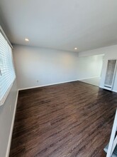 Building Photo - 317 W 220th St