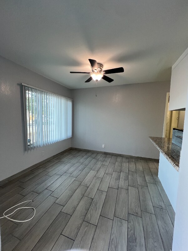 Foto del edificio - 1430 N Acacia St