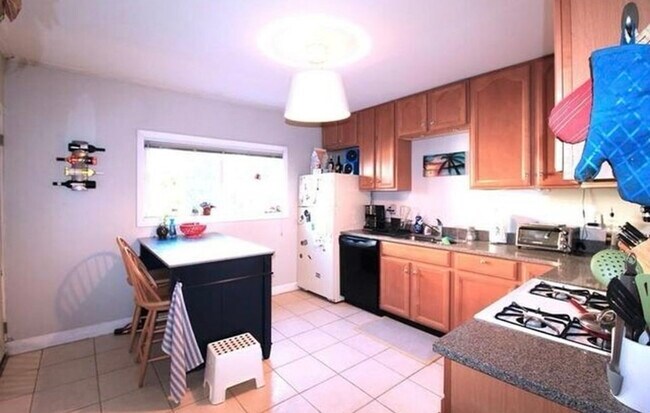 Foto del edificio - 33 Montcalm Ave