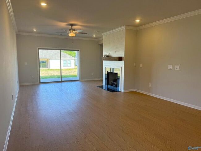 Building Photo - 212 Cobbdale Park Dr
