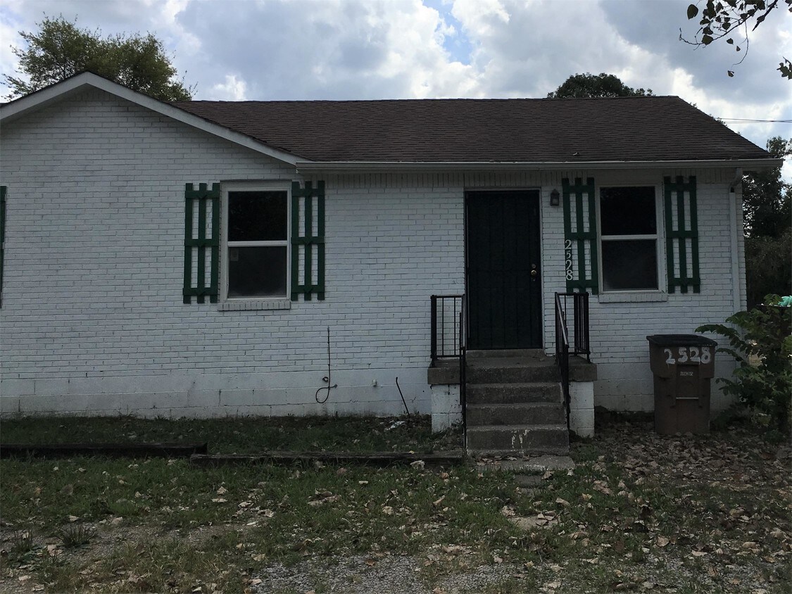 Primary Photo - 2528 Highland Trace Dr