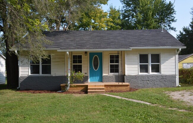 Foto del edificio - Available NOW 3 Bedroom 1 Bath