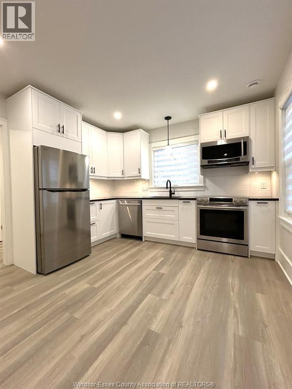 Photo du bâtiment - 1748 Hall Ave