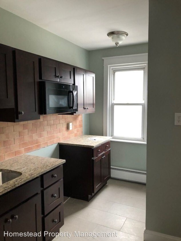 Primary Photo - Studio, 1 bath Apartment - 202 Wembly Rd