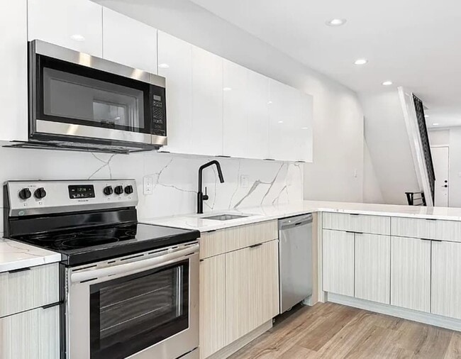 Foto del edificio - 2629 S Hicks St