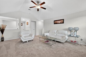 Building Photo - 10519 Forfar Ln