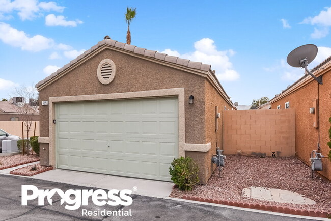 Building Photo - 5225 Panguitch Dr