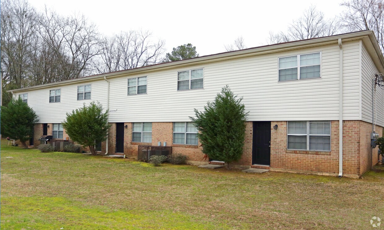 Cedar Creek Townhomes Apartments Bessemer, AL