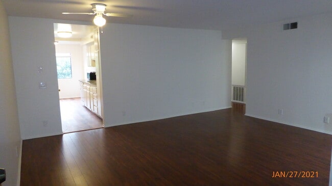Building Photo - 13825 Beaver St