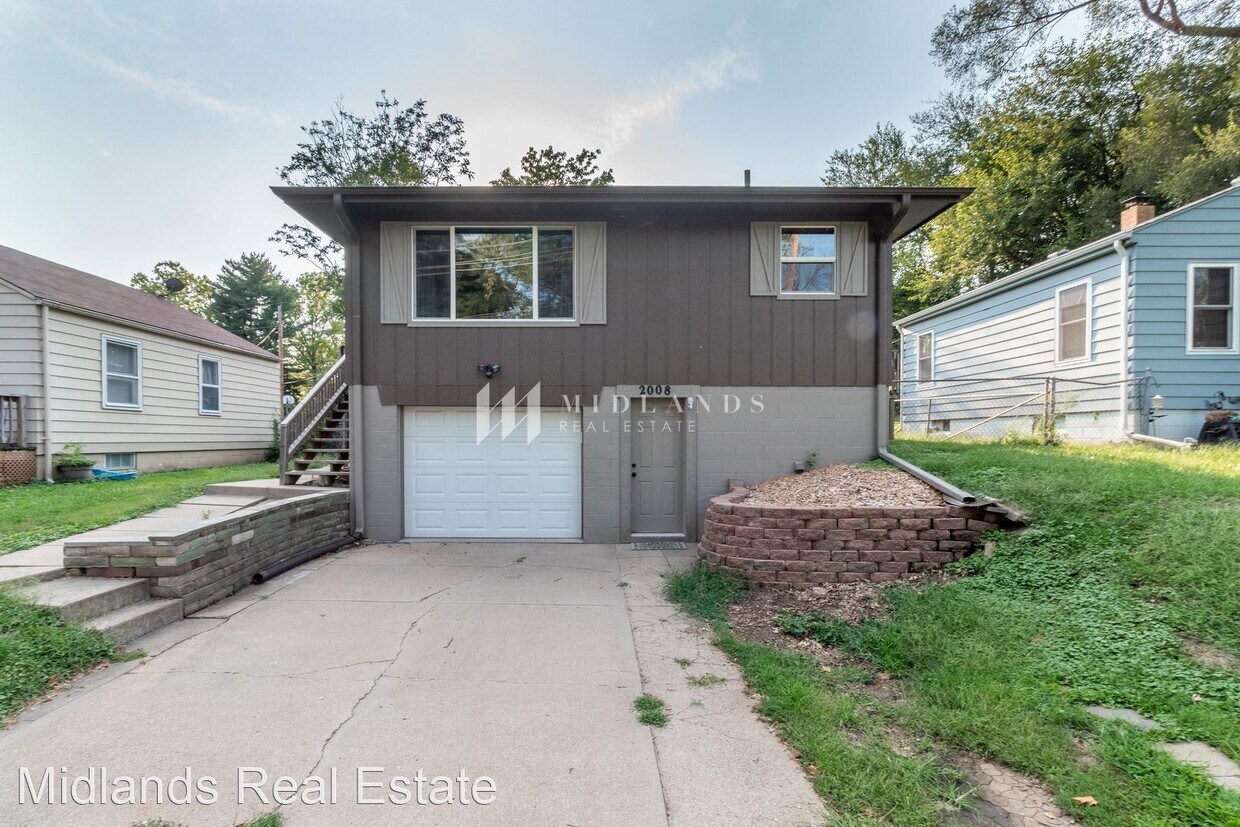 Foto principal - 3 br, 2 bath House - 2008 Jefferson St