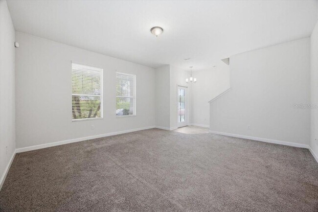 Building Photo - 11854 Sonnet Ave