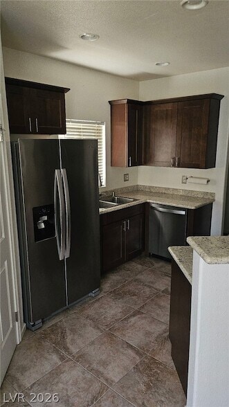 Foto del edificio - 6480 Annie Oakley Dr