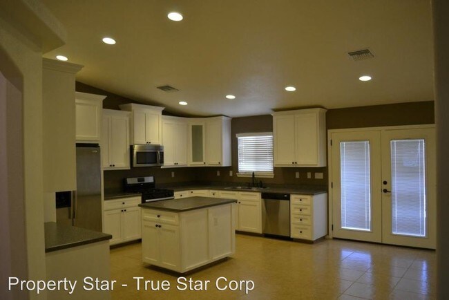 Building Photo - 4 br, 2 bath House - 1217 W Willow Ave