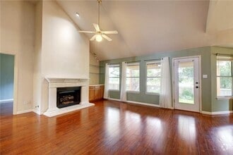 Building Photo - 13304 Humphrey Dr