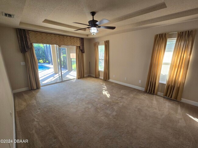 Building Photo - 1207 Hampstead Ln