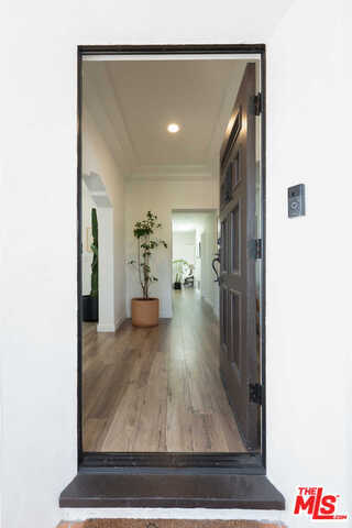 Foto del edificio - 8206 W 4th St