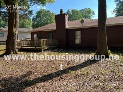 Building Photo - New Listing - Spacious Home with Large Rooms