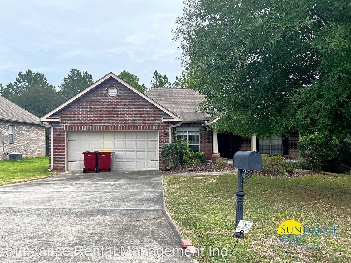 Primary Photo - 3 br, 2 bath House - 306 Scotch Pine Lane